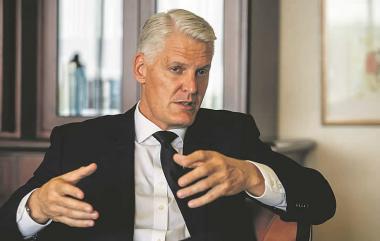  Eskom CEO Andrè de Ruyter says we hope to sign the land lease agreements with the successful bidders by August