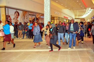 Shopping Centres rake in Returns despite Consumer pressure