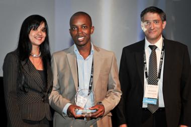SA Commercial Prop News winner of the SAPOA Property Online News Portal of the Year. L to R: Athalea Minnaar (Hermans & Roman Property), Ortneil Kutama (SA Commercial Prop News) and Brian Azizollahof (SAPOA Property Journalism Awards Chairman) 