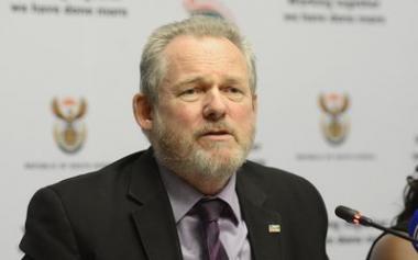 According to Trade and Industry Minister Rob Davies, local consumers with paid-up judgments at credit bureaus are set to have their adverse records removed starting on April 1, 2014.